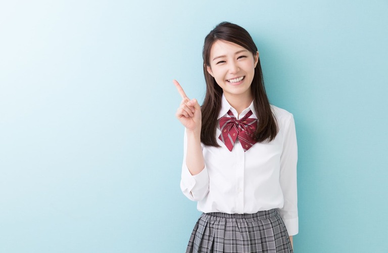 学割が受けられるのでお得にお試しいただけます | 四条烏丸の小顔矯正なら信頼と実績のあるシンメトリー四条烏丸店