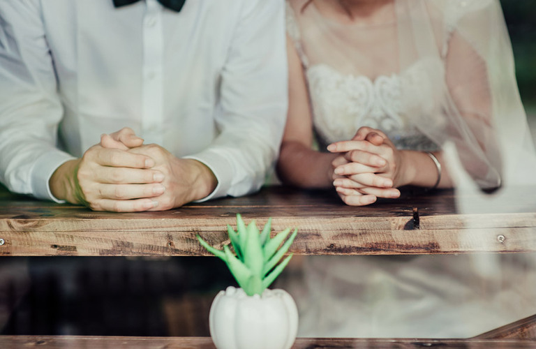 プレ花嫁必見！結婚式・前撮りのための小顔矯正｜四条烏丸の小顔矯正なら信頼と実績のあるシンメトリー四条烏丸店