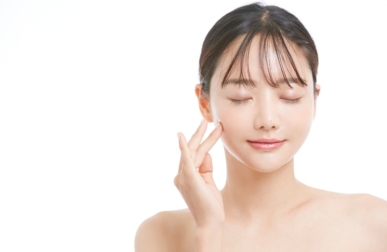 誰でも小顔は目指せます。憧れの小顔になるために│四条烏丸の小顔矯正なら信頼と実績のあるシンメトリー四条烏丸店