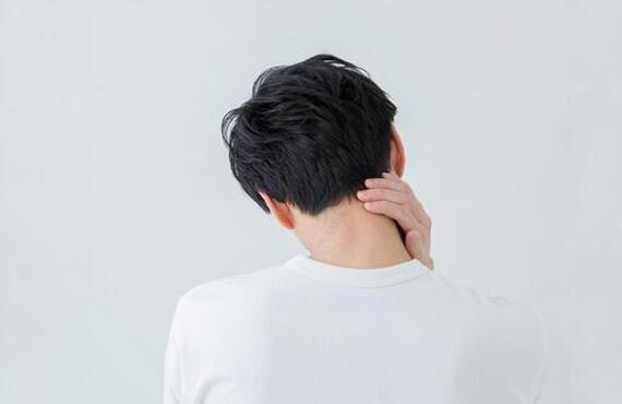 メンズの骨格筋肉に合わせた小顔矯正｜烏丸の小顔矯正なら信頼と実績のあるシンメトリー四条烏丸店